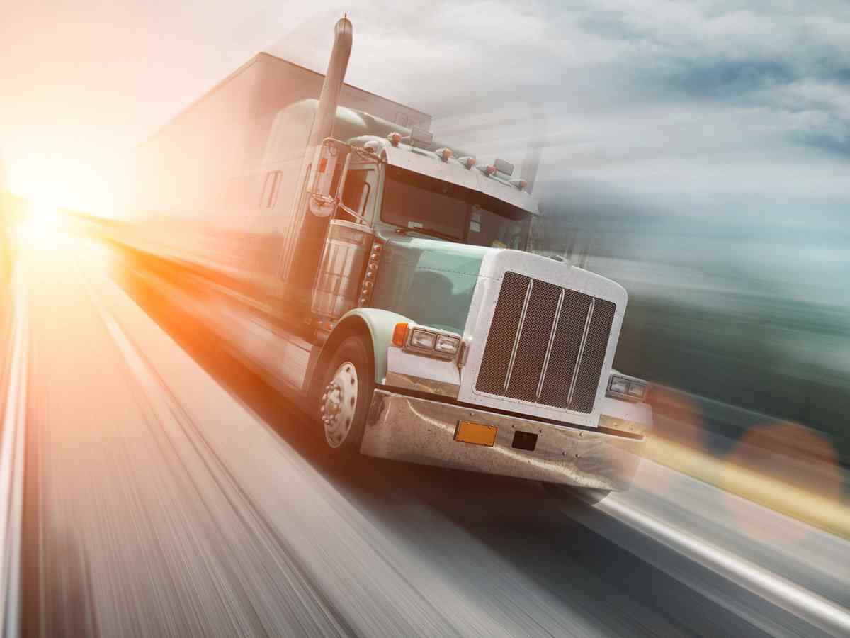 https://quickshiftremovals.co.uk/wp-content/uploads/2017/08/inner_big_trucks_08-2.jpg